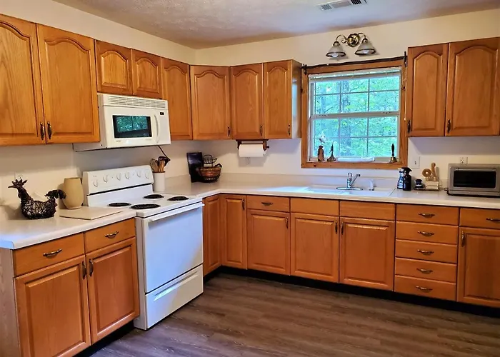 Ridge Retreat At Hearthstone Cabins And Camping - Pet Friendly